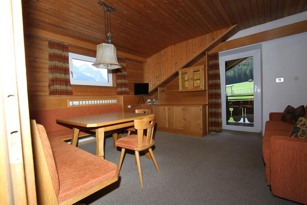 Garni Bergsteiger Otel Sexten Oda fotoğraf